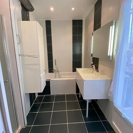 Le Guillaumont - Amazing 2-bedroom In The Old Town -stayinantibes