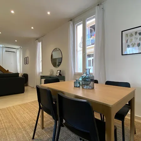 Le Guillaumont - Amazing 2-bedroom In The Old Town -stayinantibes Apartment Antibes