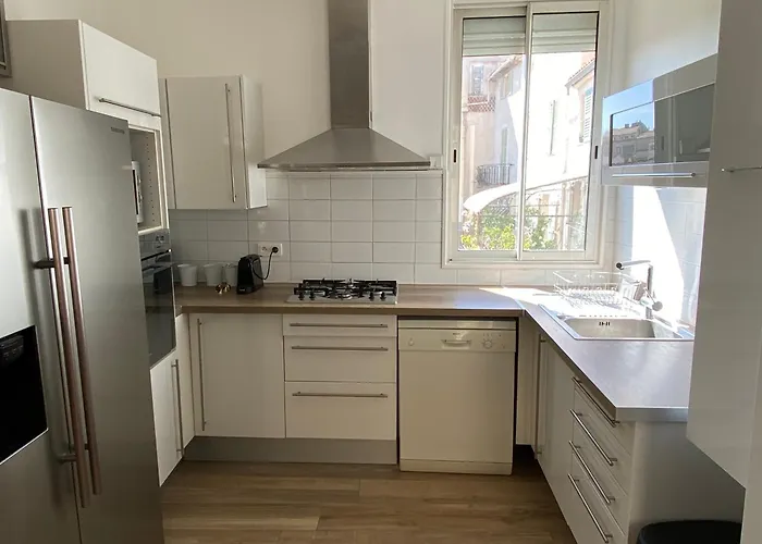 Le Guillaumont - Amazing 2-bedroom In The Old Town -stayinantibes *