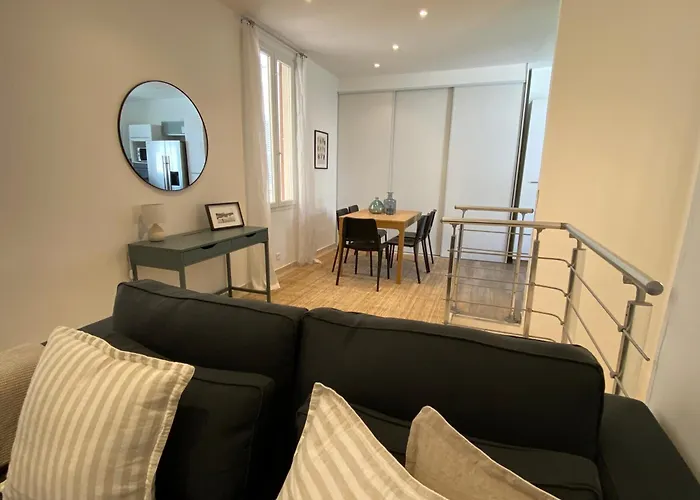 Apartamento Le Guillaumont - Amazing 2-bedroom In The Old Town -stayinantibes *