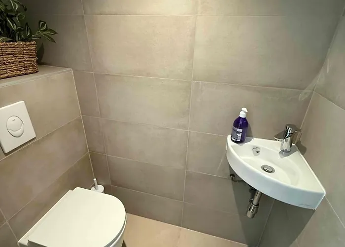 Le Guillaumont - Amazing 2-bedroom In The Old Town -stayinantibes Apartamento